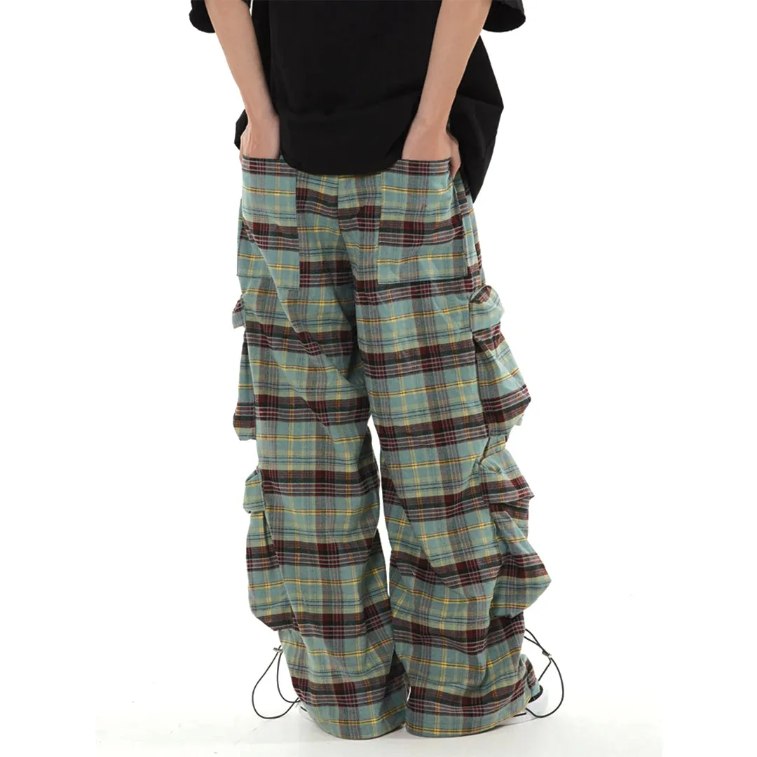 Camp Plaid Pleated Cargo Pant