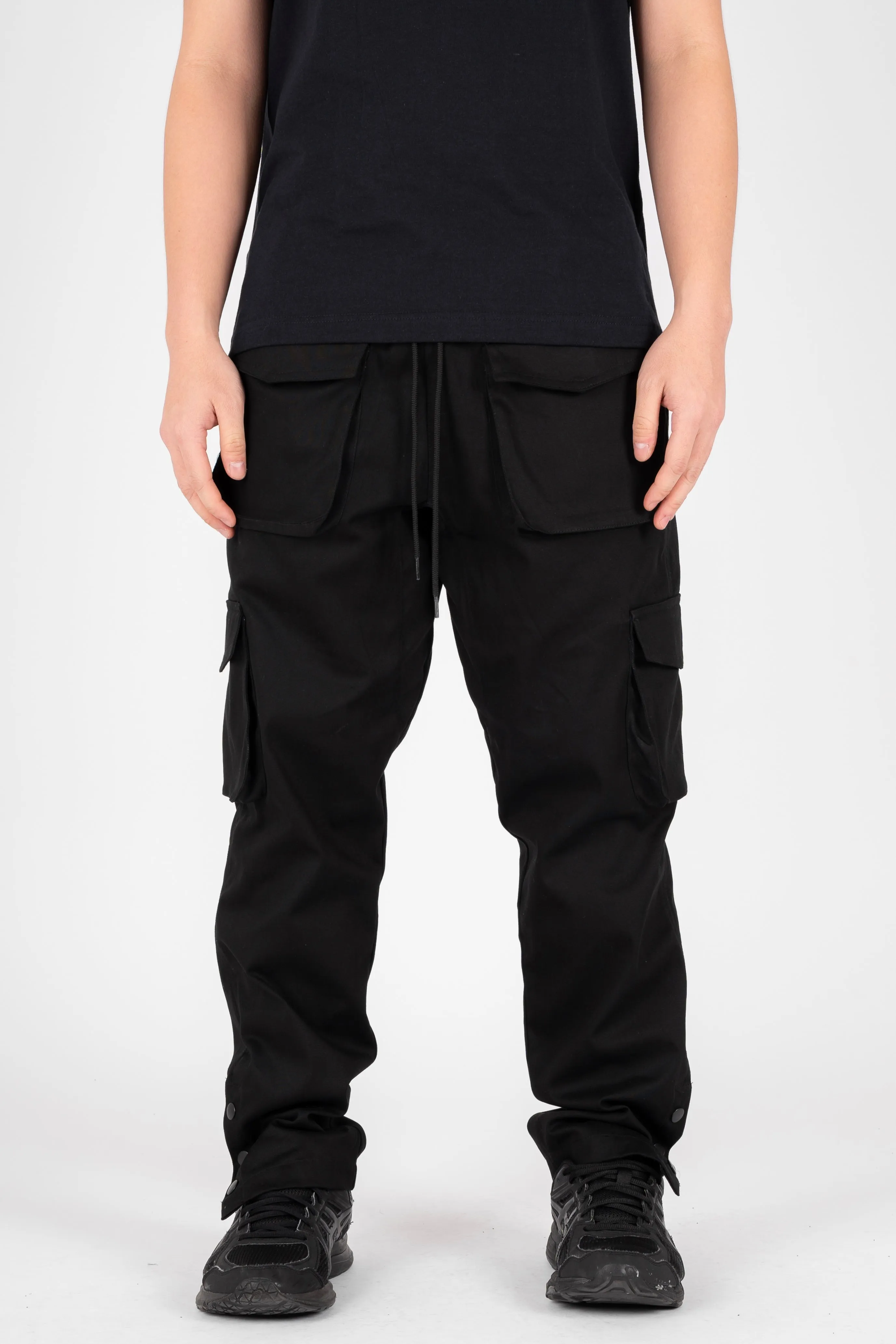 FRONT POCKET CARGO PANTS - BLACK